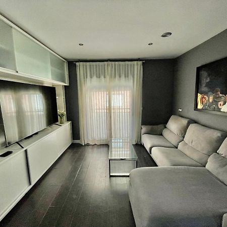 Moderno Apartamento Con Plaza De Garaje En Pleno Centro De Almería Esterno foto