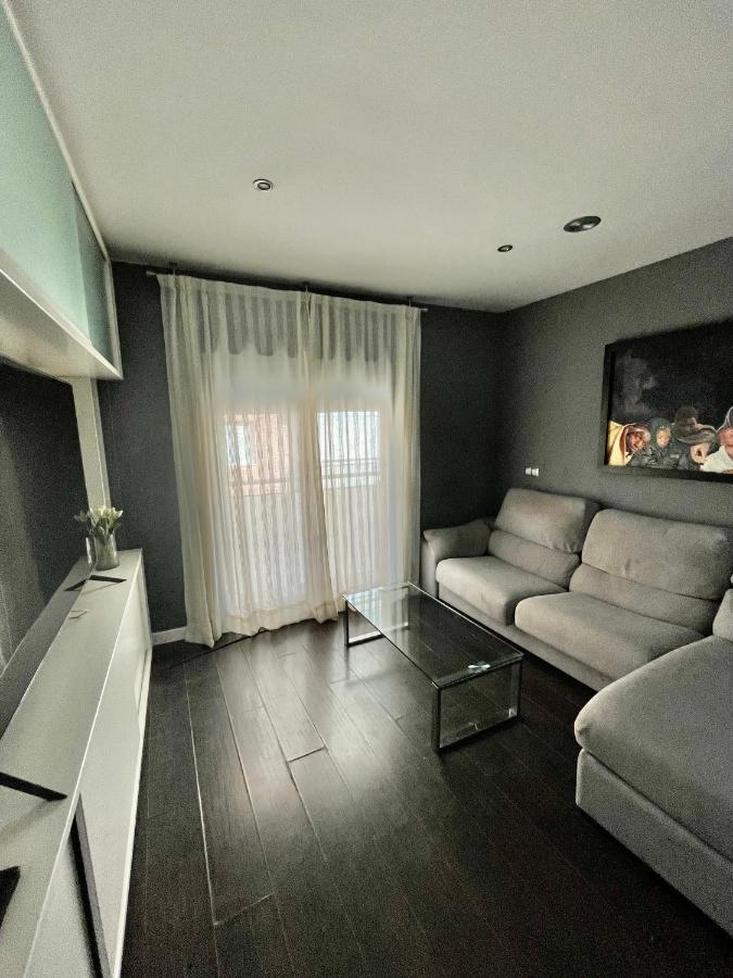Moderno Apartamento Con Plaza De Garaje En Pleno Centro De Almería Esterno foto
