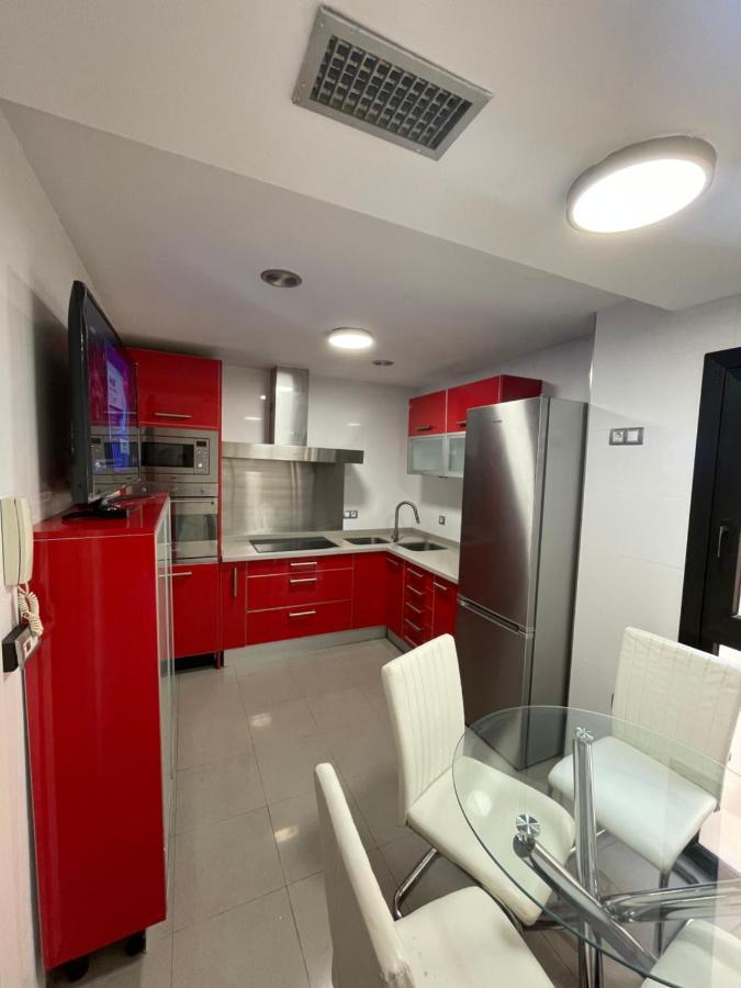 Moderno Apartamento Con Plaza De Garaje En Pleno Centro De Almería Esterno foto