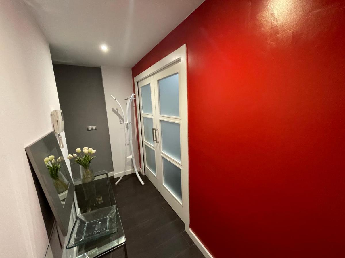 Moderno Apartamento Con Plaza De Garaje En Pleno Centro De Almería Esterno foto